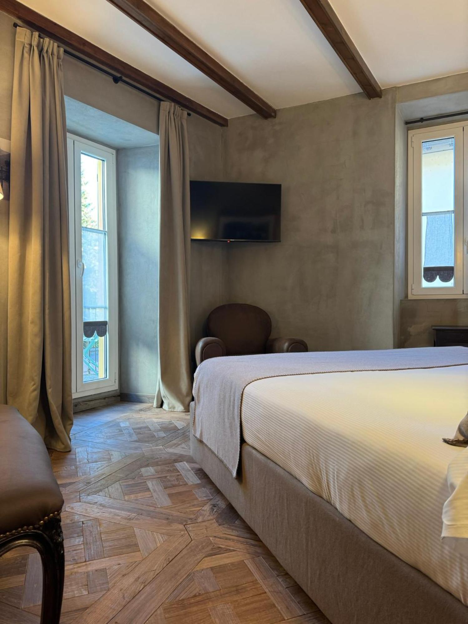 Al Molo 5 - Margaritaville Oliveto Lario Екстер'єр фото
